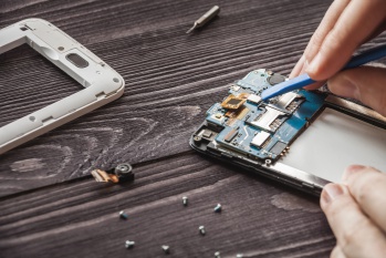 phone screen repair